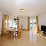 Apartamento Snjezana *