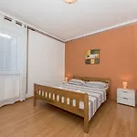 Apartamento Snjezana *