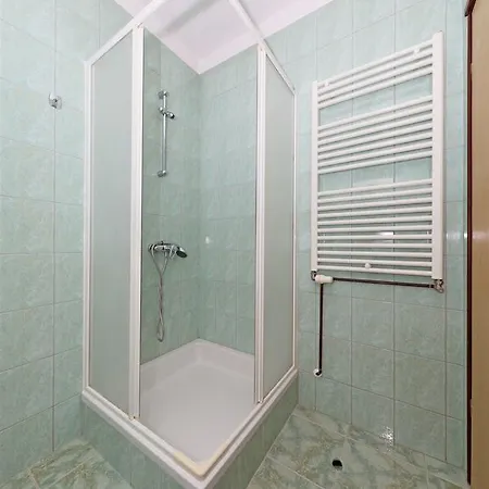 Snjezana Apartment Tisno
