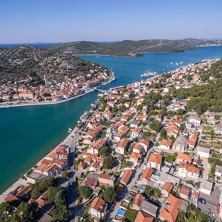 Snjezana * Tisno