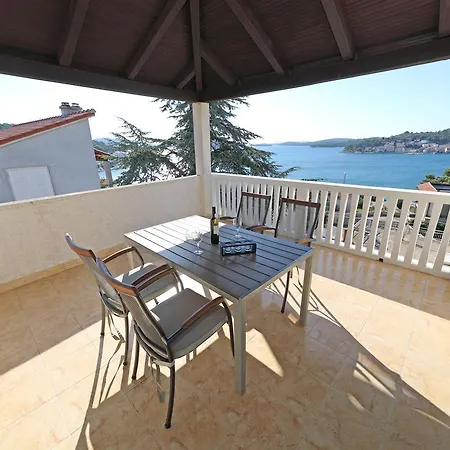 Snjezana Apartment *