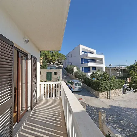 Apartment Snjezana