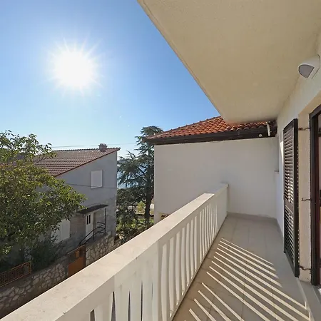 Apartment Snjezana *